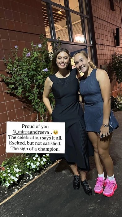 Теперь самой молодой чемпионкой стала красноярка Мирра Андреева | Источник: mariasharapova / Instagram (экстремистская организация, деятельность запрещена на территории РФ)