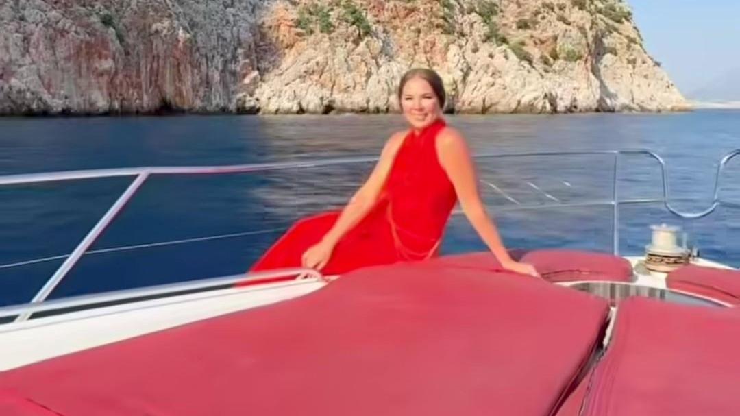 Ах, море: татарская певица показала, где проводит отпуск в Турции