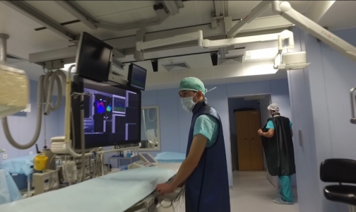 Новосибирские хирурги превратились в манекенов в операционной