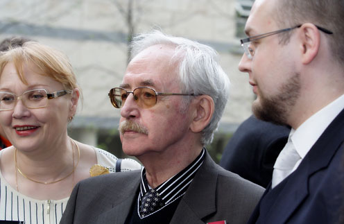 Василий Ливанов с женой Еленой и сыном Борисом. 2007 год