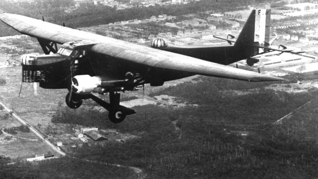 «Вот уроды...»: 12 самых страшных самолетов XX века