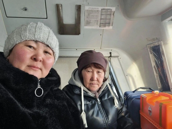 Фельдшер Нина Пурбуева и медсестра Ольга Батомункуева | Источник: телеграм-канал Оксаны Немакиной