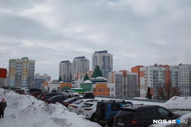 Найти место на парковке просто невозможно | Источник: NGS42.RU