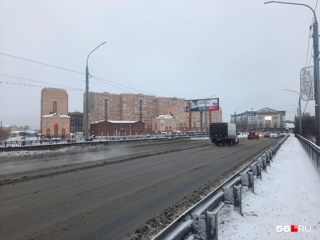 В 2026 году мосту исполняется 64 года | Источник: Анастасия Баринова / 56.RU