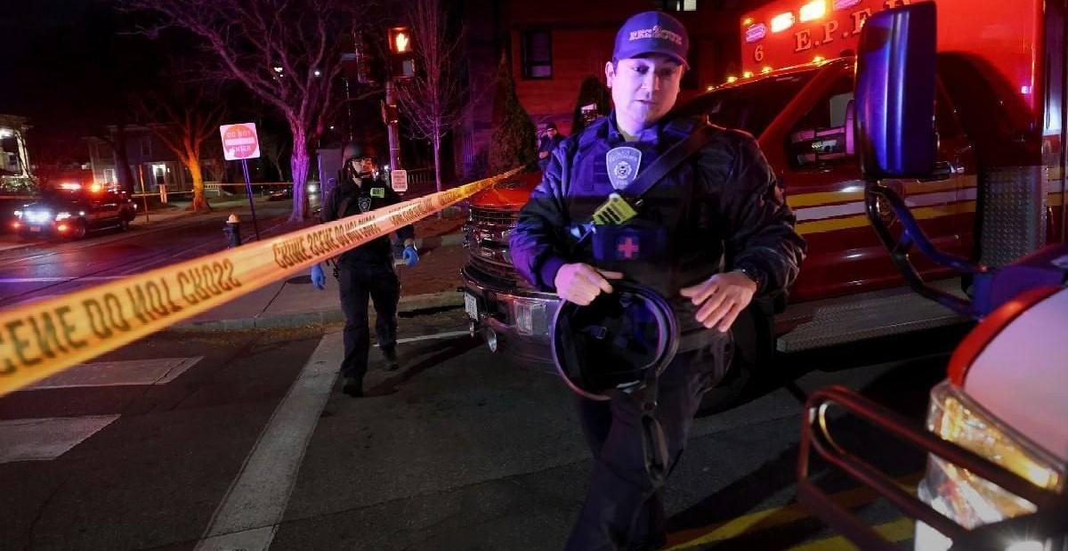 В США произошла стрельба во время экзаменов в престижном университете. Есть убитые — кадры