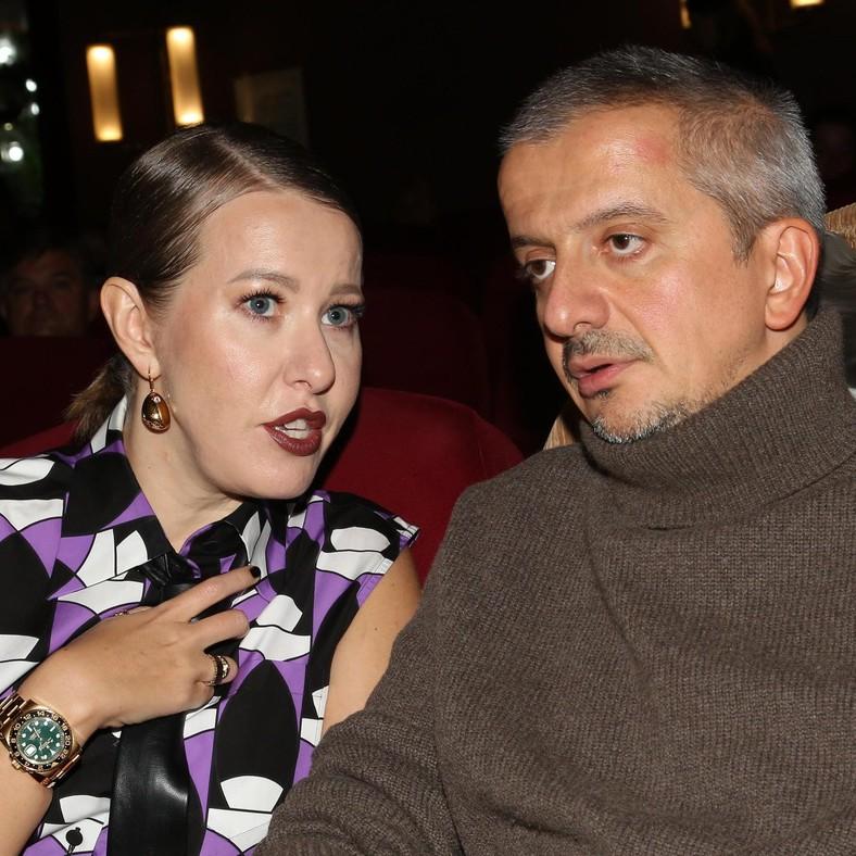 Жалобы актеров подействовали или нет? Причина, по которой Богомолов покидает Школу-студию МХАТ