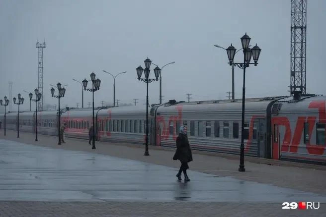 Восемь поездов задерживается из-за ЧП | Источник: Иван Митюшёв / 29.RU