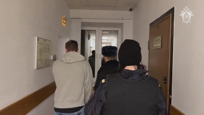 Машиниста электропоезда в Москве обвинили в вовлечении подростков в зацепинг | Источник: Следственный комитет РФ