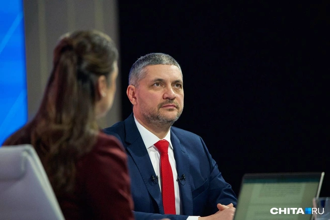 Это уже седьмой «Прямой разговор» Александра Осипова | Источник: Олег Федоров / CHITA.RU