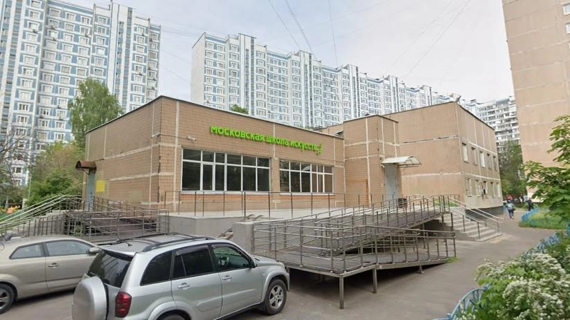 Публичный дом организовали в школе искусств на улице Братеевской | Источник: Google Карты