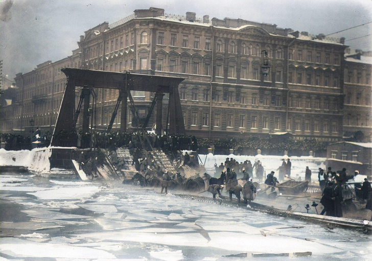«Между двух революций»: взгляд на Петербург начала XX века глазами Александра Блока