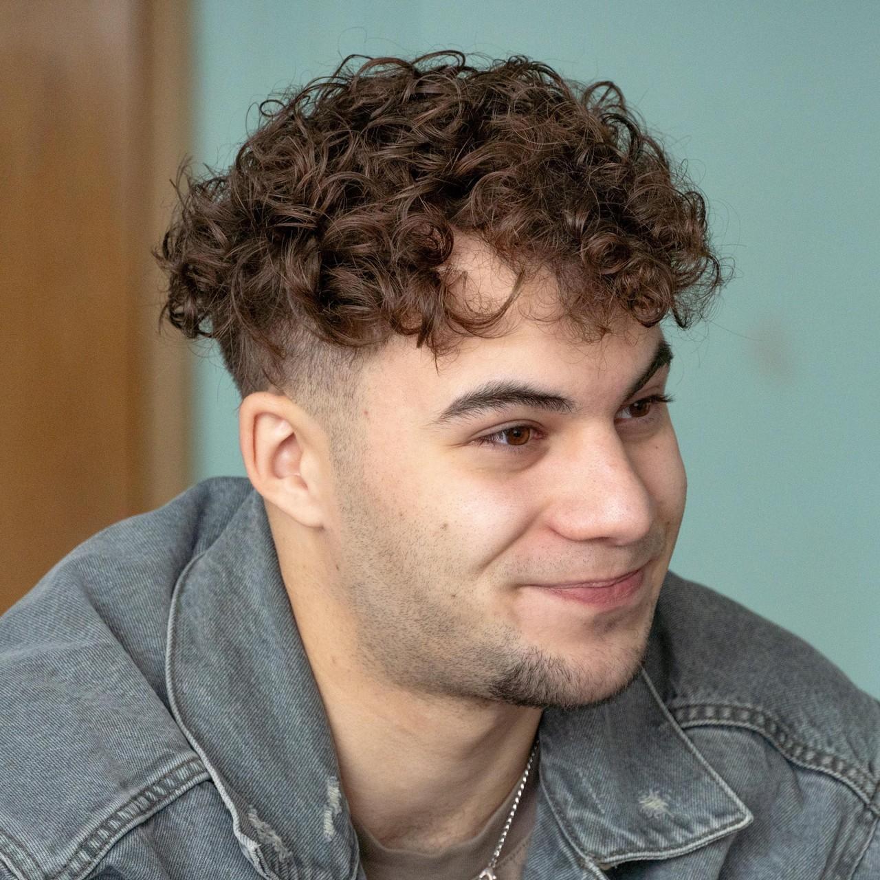 <p>Анзор Никольский</p>