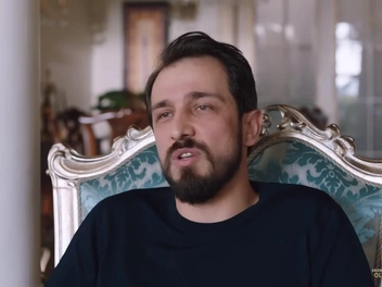 Зрители гадают, правда ли Мустафа потерял память и забыл о жажде мести