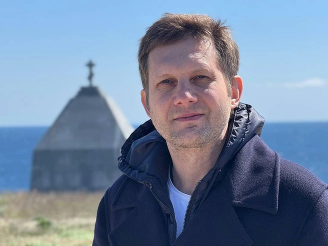 Телеведущий в шоке, а публика в замешательстве | Источник: Борис Корчевников / Т.me