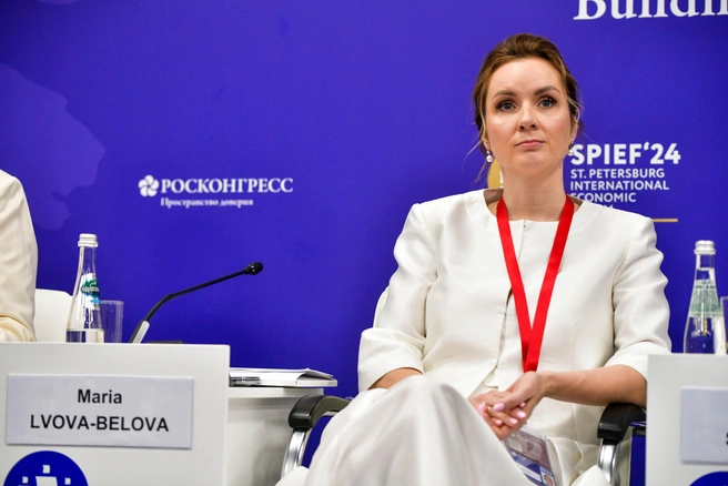 Львова-Белова предложила разрешить многодетным отцам выходить на пенсию досрочно | Источник: Артем Устюжанин / MSK1.RU