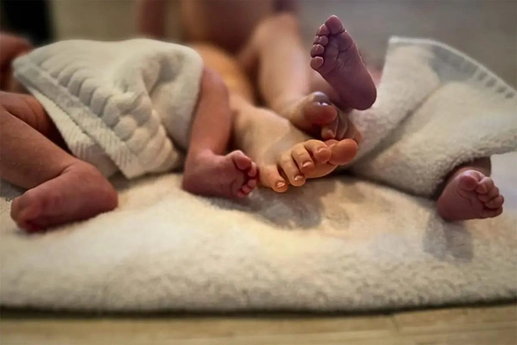 Фото новорожденных детей из социальных сетей Эмбер Херд