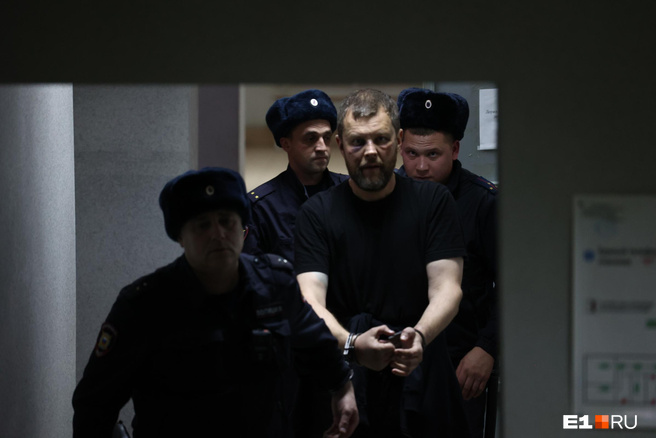 Парня Износилавали
