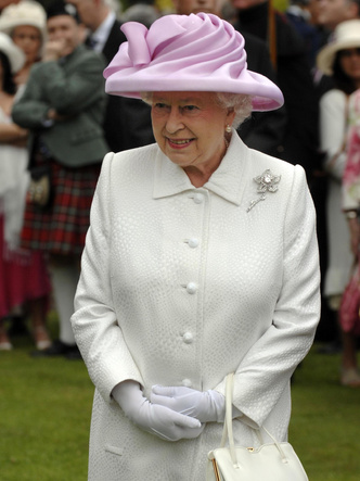 Причуды принцесс: почему королевские особы всегда носят шляпы