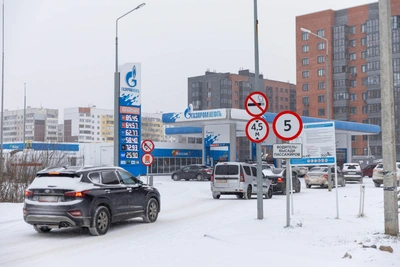 Глава сельсовета обвинен в растрате на заправку авто