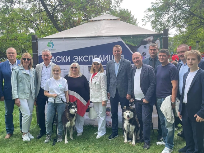 В кадре улыбались даже хаски | Источник: Алексей Волоцков / T.me