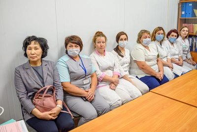 В Кузбассе наставникам врачей сохранят выплаты