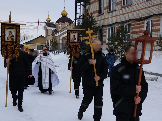 У храма есть настоятель, и даже небольшие крестные ходы там были разрешены | Источник: ГУФСИН России по Челябинской области / Vk.com