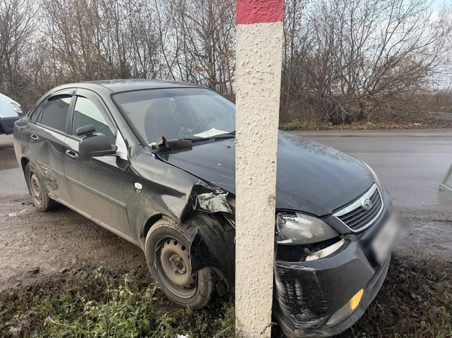 Автомобилистку доставили в больницу | Источник: МВД России по Воронежской области / T.me