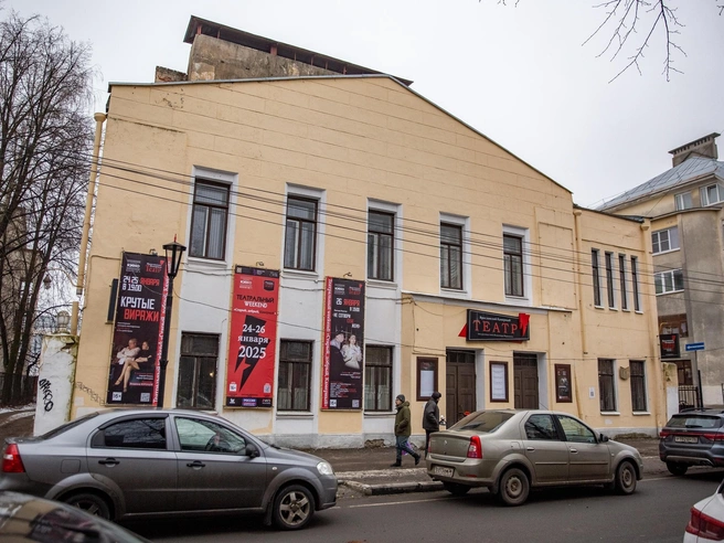 Бывшее здание камерного театра выставят на продажу | Источник: Кирилл Поверинов / 76.RU