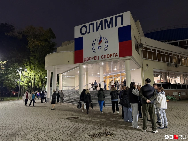 За час до концерта людей было мало | Источник: Валерия Дульская / 93.RU