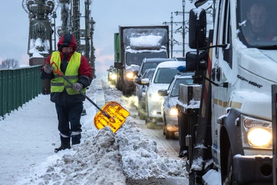 На трассе М-4 «Дон» пробка из-за ремонта и снегопадов