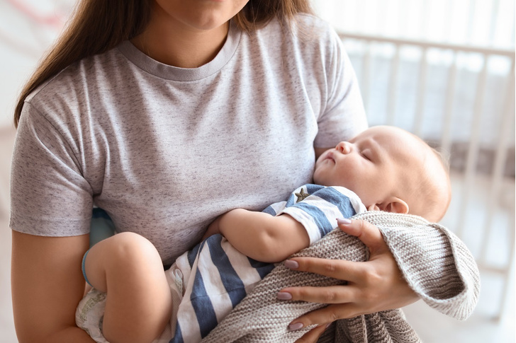 как укачивать новорожденного на руках правильно