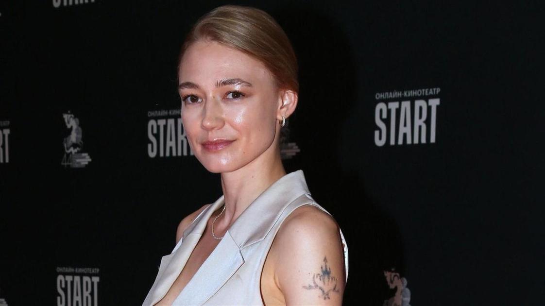 Требовала с экс-мужа 500&nbsp;тыс $, а сама не платила алименты сыну: что скрывает Оксана Акиньшина