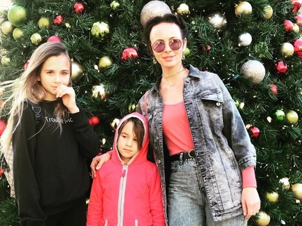 Саша Зверева не может простить отца своих детей