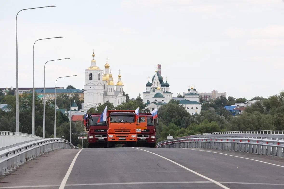 Важный участок дороги открыли в Нижегородской области. Там часто собирались километровые пробки