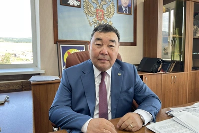 Тыхеев переизбран мэром Ольхонского района