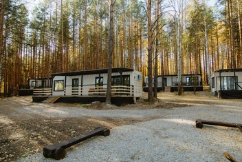 Здесь есть и домики в аренду | Источник: Софья Глухих для Баден-Баден термы Уктус / VK.com