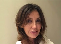 Уберите детей от экранов! Алиса Аршавина с провалившимся носом снялась в шоу Андрея Малахова