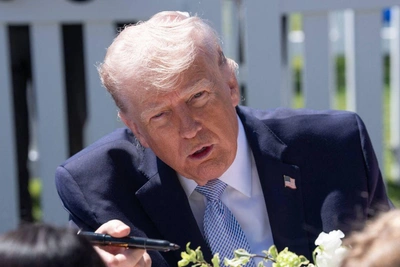 Стратег-демократ предсказал досрочную отставку Трампа