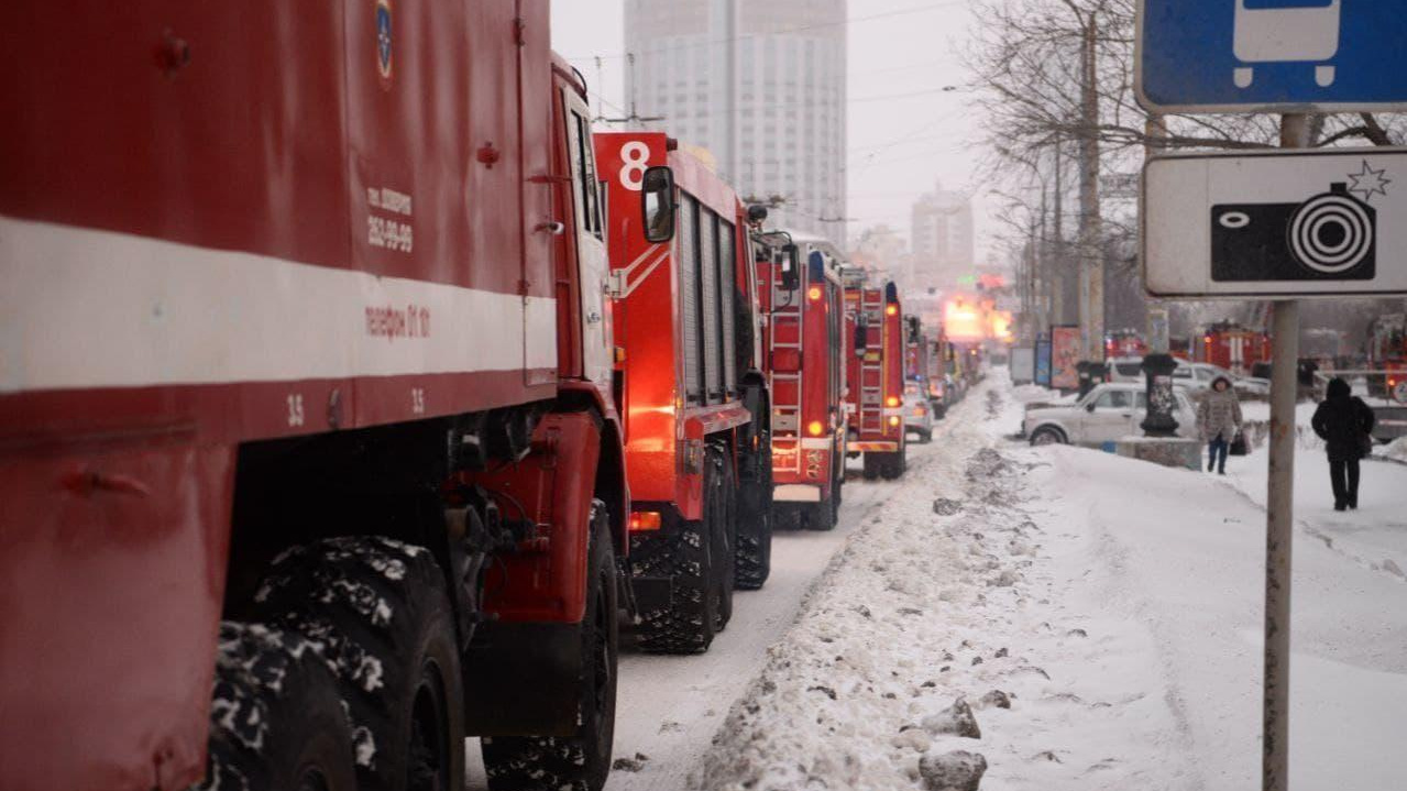 Власти Курганской области закупают пожарные автоцистерны 