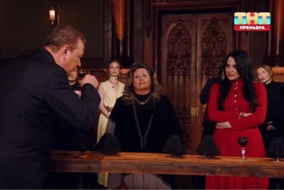 Фаворит «Битвы экстрасенсов» заявил сопернице: «Ты просто должна уйти»