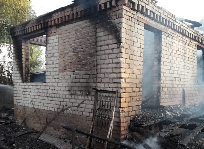 На пожаре в дачном доме в Спасском районе пострадал мужчина | ya62.ru