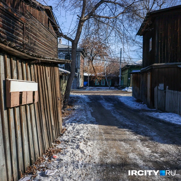 Рядом, кстати, находится дом постарше — он построен в 1880-е годы | Источник: Ксения Филимонова / IRCITY.RU