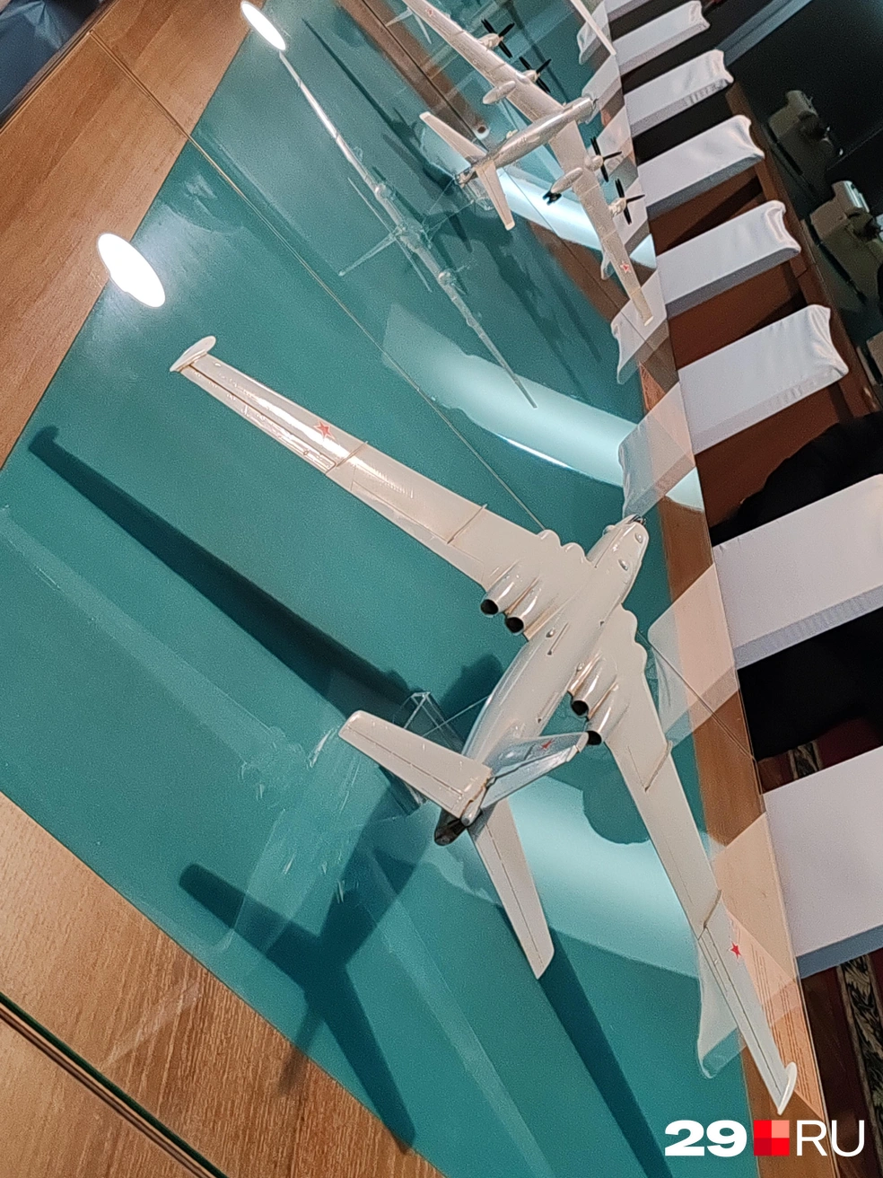 Модели объектов дальней авиации, которая могла нанести ядерный удар | Источник: Елена Ионайтис / 29.RU