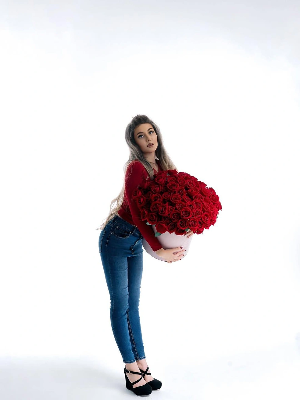 Источник: ray_musicofficial / Instagram (экстремистская организация, деятельность запрещена на территории РФ)