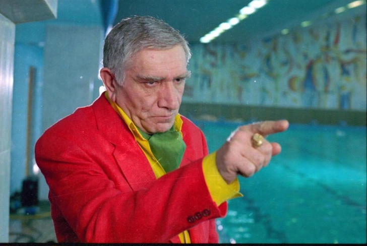 Армен Джигарханян | www.starhit.ru