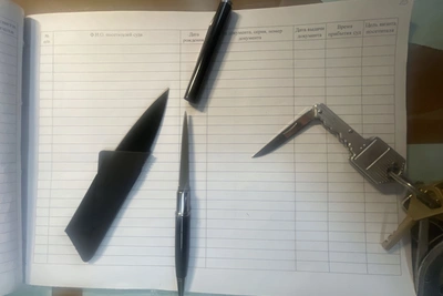 В судах Коми приставы изъяли тысячи опасных предметов