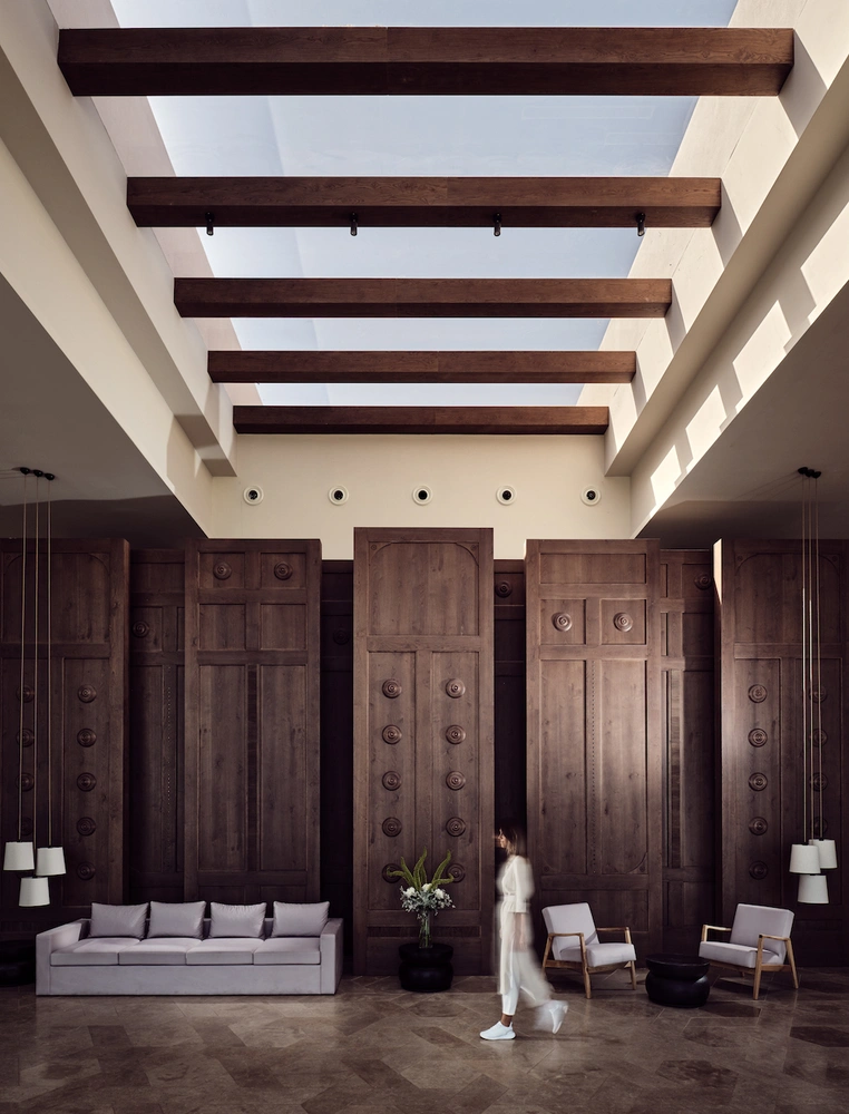 Бархатный сезон: отель Royal Senses Resort на Крите | mcmaison.ru