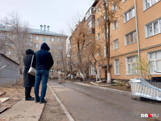 Площадь пожара — около 1000 квадратных метров | Источник: Владислав Митрошин / 56.RU