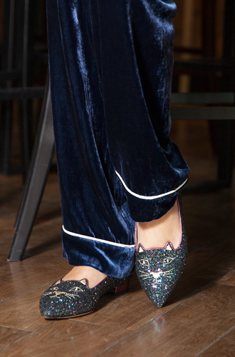 Пижама, Primrose; балетки, Charlotte Olympia