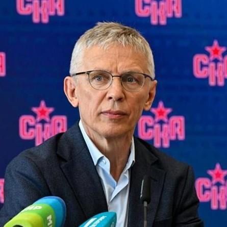 <p>Игорь Ларионов</p>